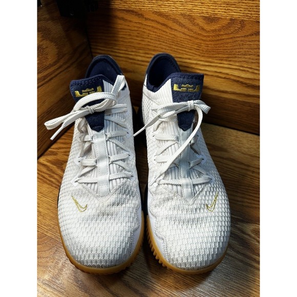 Nike Lebron XVI Low USA Men\'s Size 12 Navy White Gold Gum CI2668 101 EUC main image 9